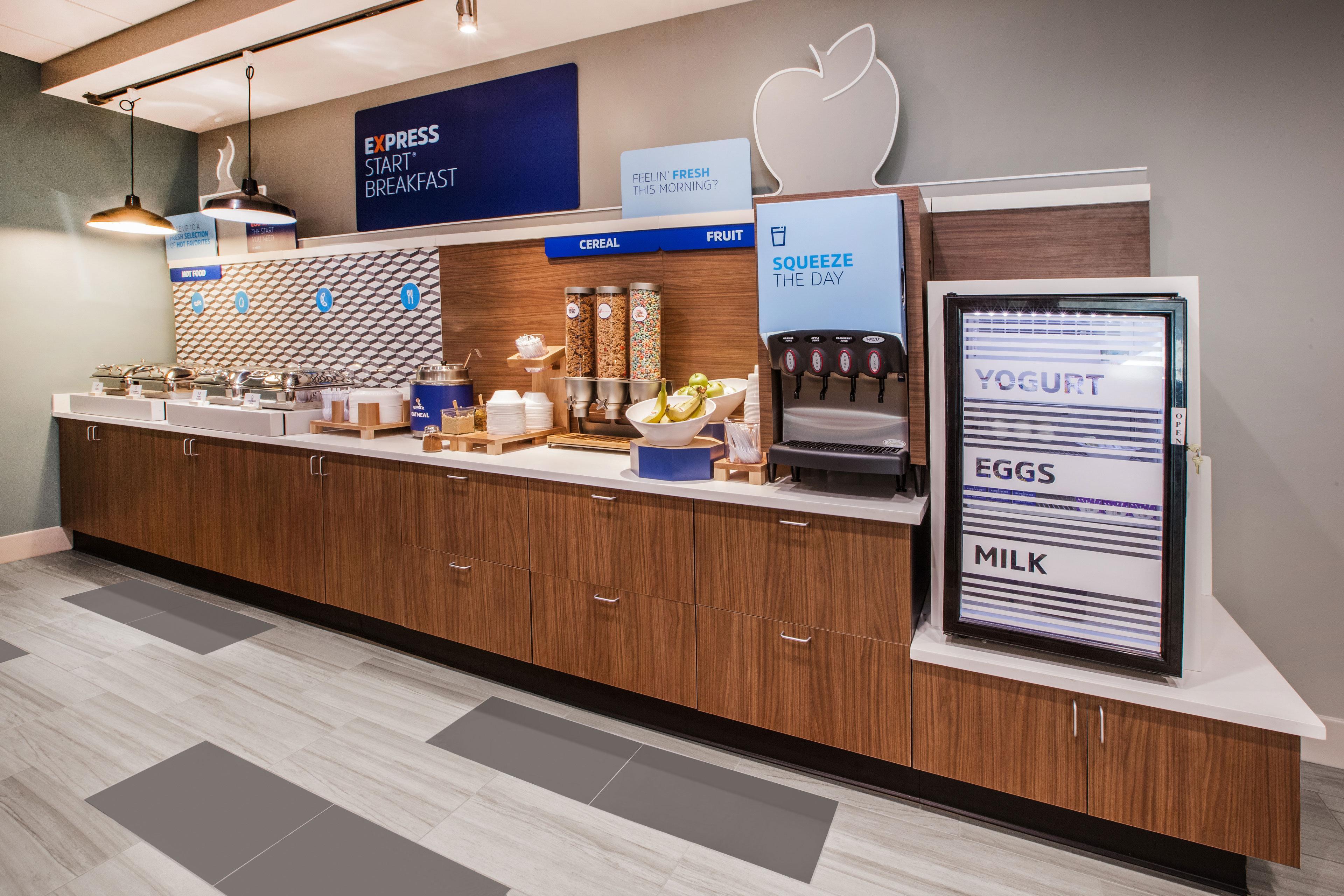 Holiday Inn Express Covington-Madisonville By Ihg Екстериор снимка