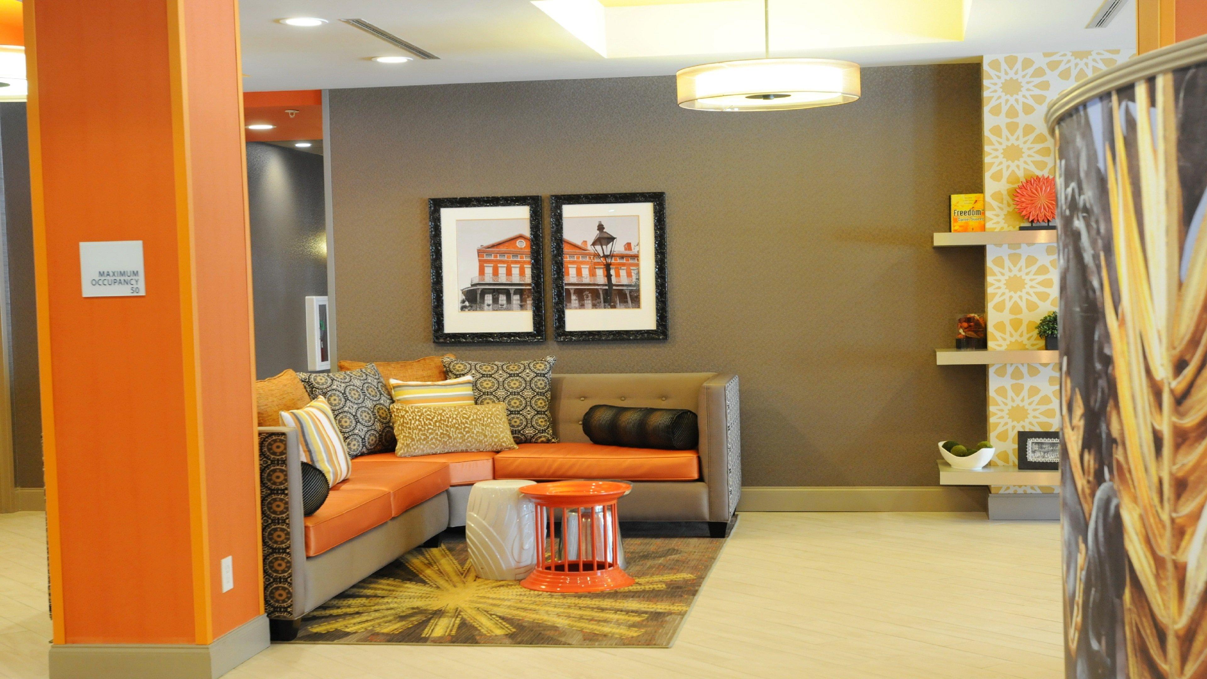 Holiday Inn Express Covington-Madisonville By Ihg Екстериор снимка